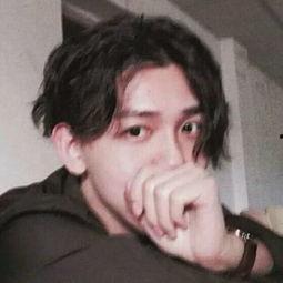 娱乐吃瓜头像男真人图片,从吃瓜头像到真人风采的华丽转身