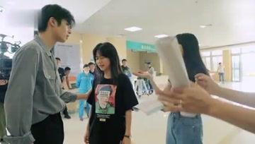 娱乐吃瓜菌恋爱了,恋爱甜蜜来袭，瓜友们快来沾喜气！